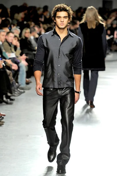 Look 31